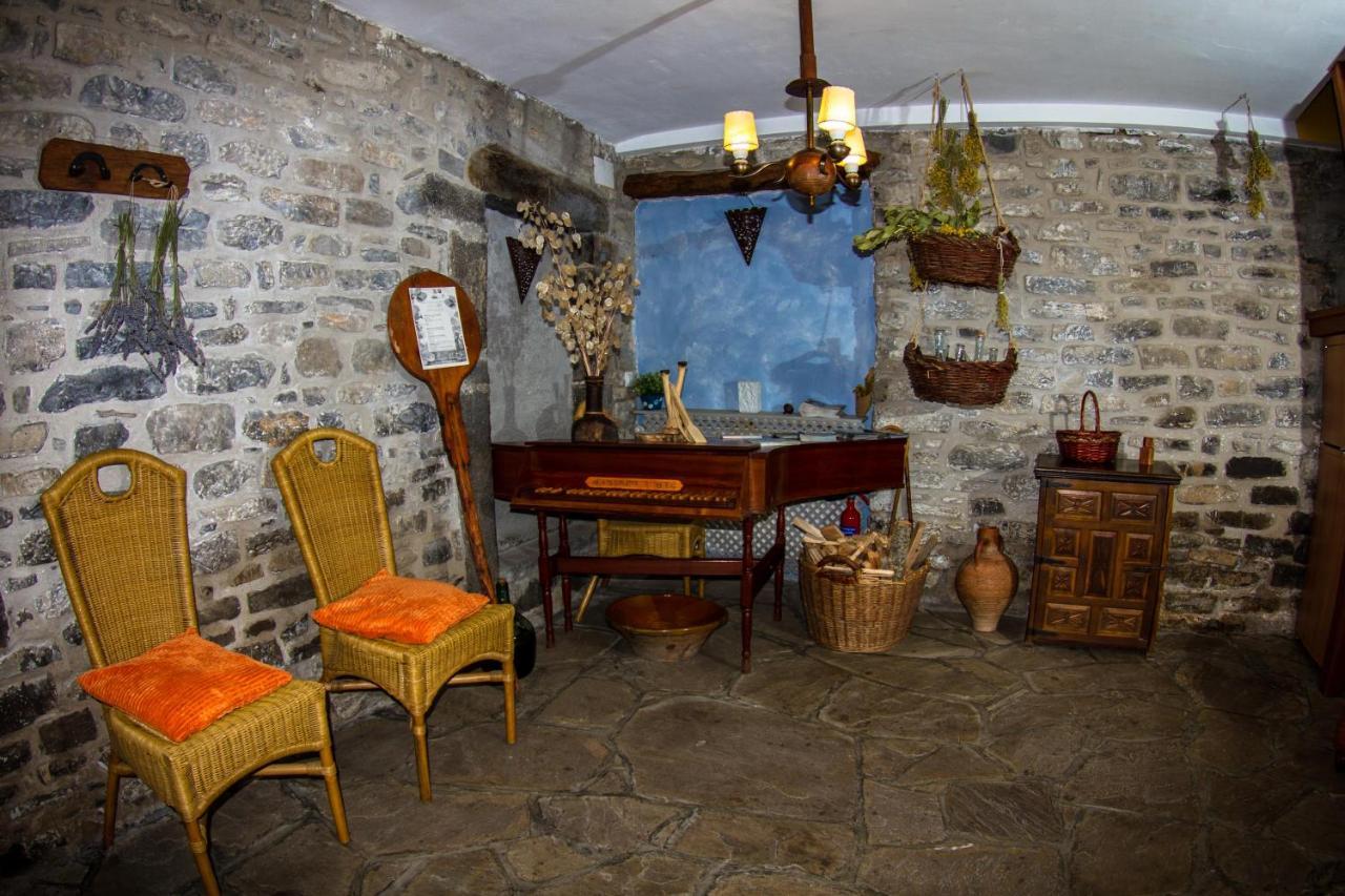 Yosa de Sobremonte Casa Rural Basajarau מראה חיצוני תמונה